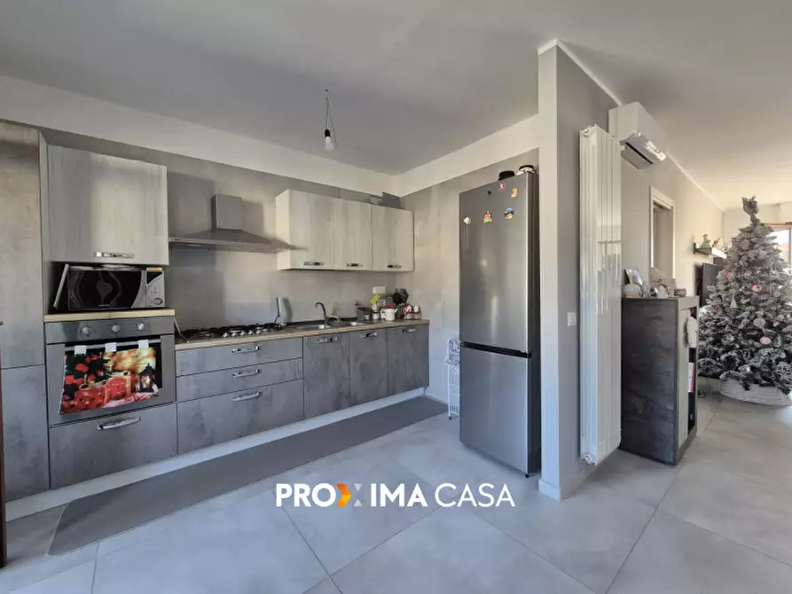 Immagine 1 di Appartamento in vendita  in via ciro menotti 6 a Salerno