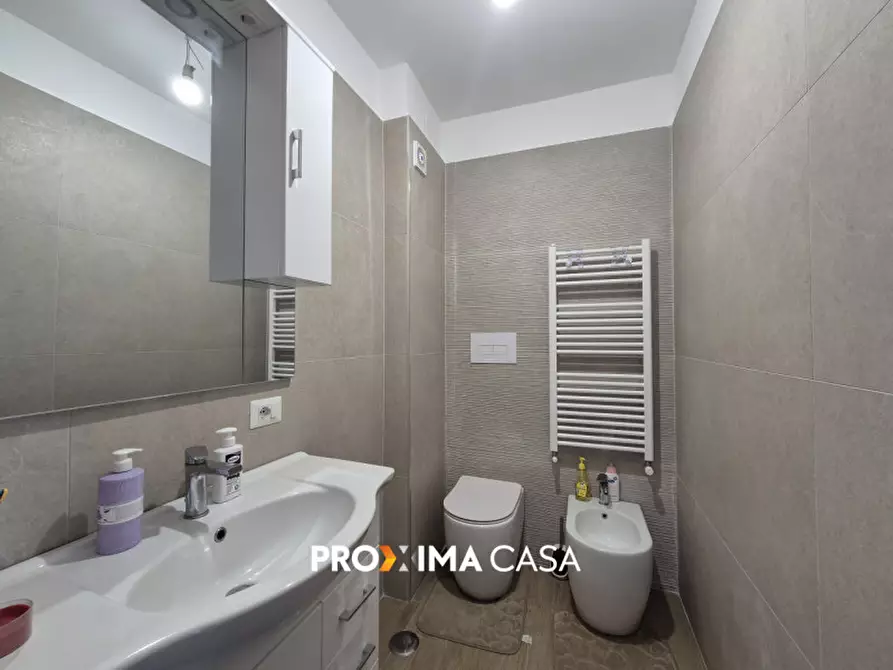 Immagine 17 di Appartamento in vendita  in via ciro menotti 6 a Salerno