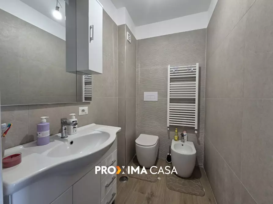 Immagine 20 di Appartamento in vendita  in via ciro menotti 6 a Salerno