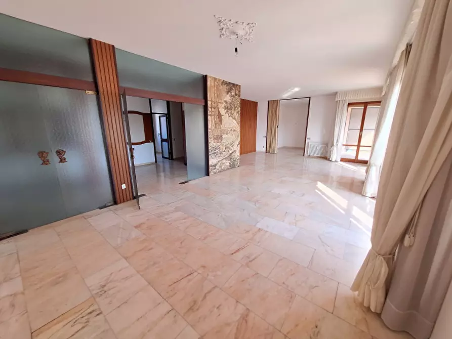 Immagine 2 di Appartamento in vendita  in via Cantelli 15 a Modena