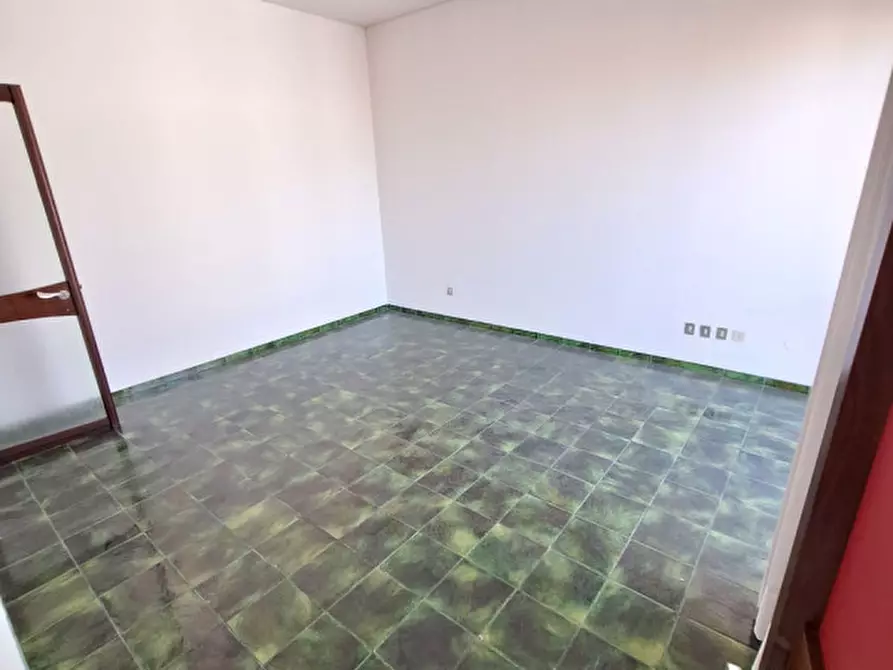 Immagine 8 di Appartamento in vendita  in via Cantelli 15 a Modena