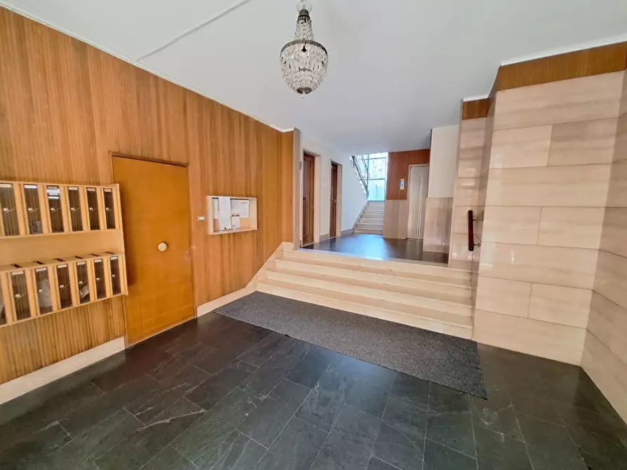 Immagine 32 di Appartamento in vendita  in via Cantelli 15 a Modena