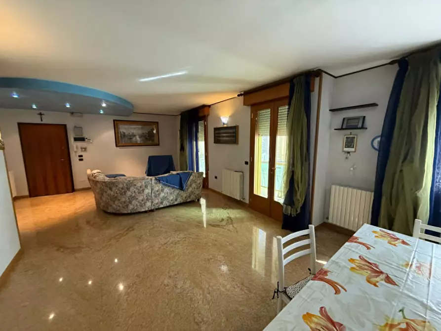 Immagine 3 di Appartamento in vendita  a Noale