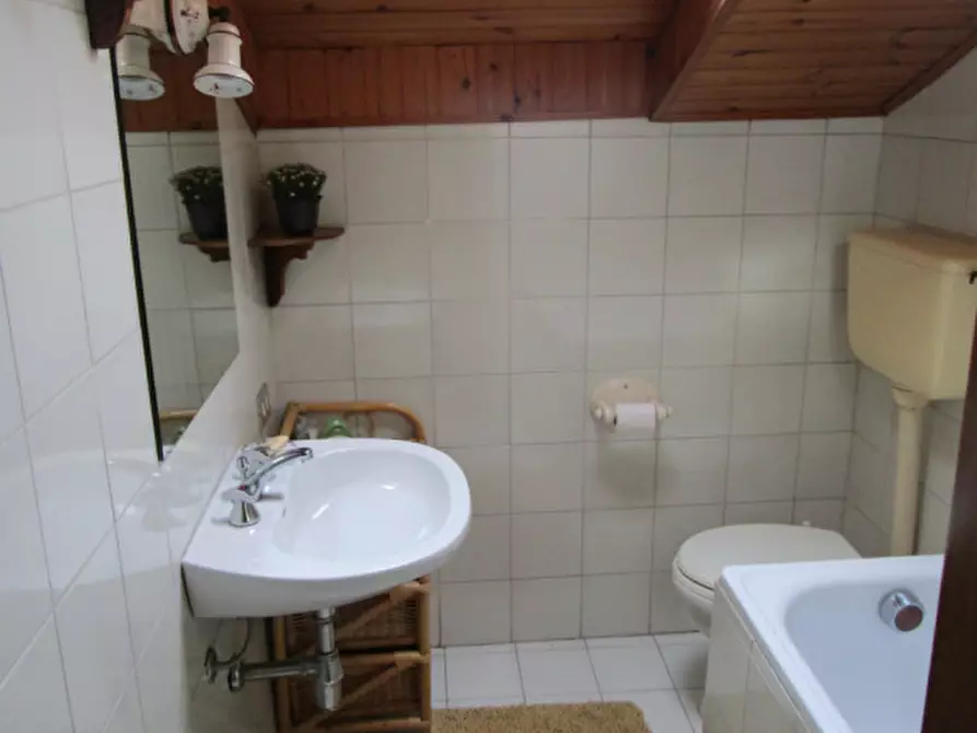 Immagine 9 di Appartamento in vendita  a Padova