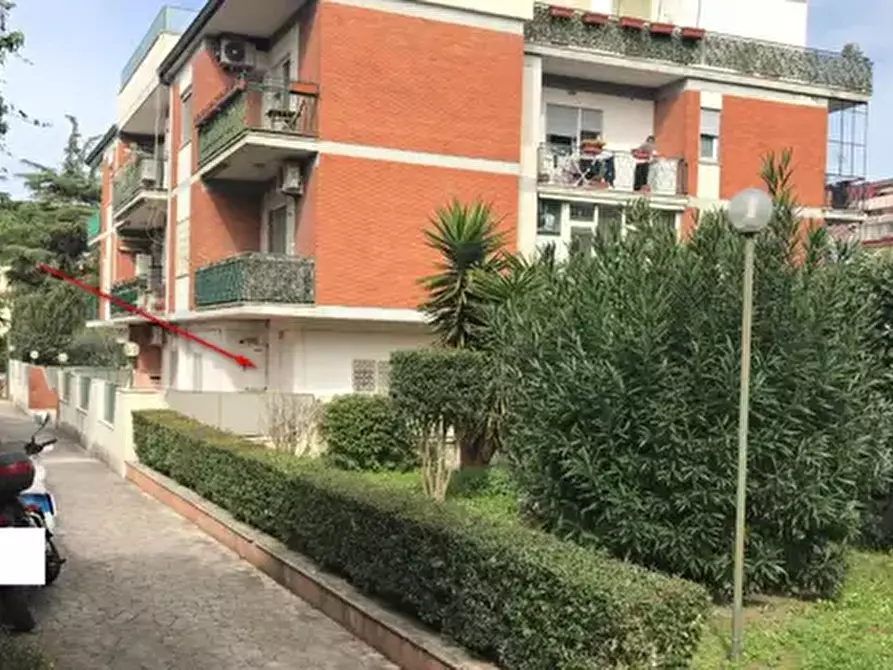 Immagine 1 di Appartamento in vendita  in VIA TAURIANOVA a Roma