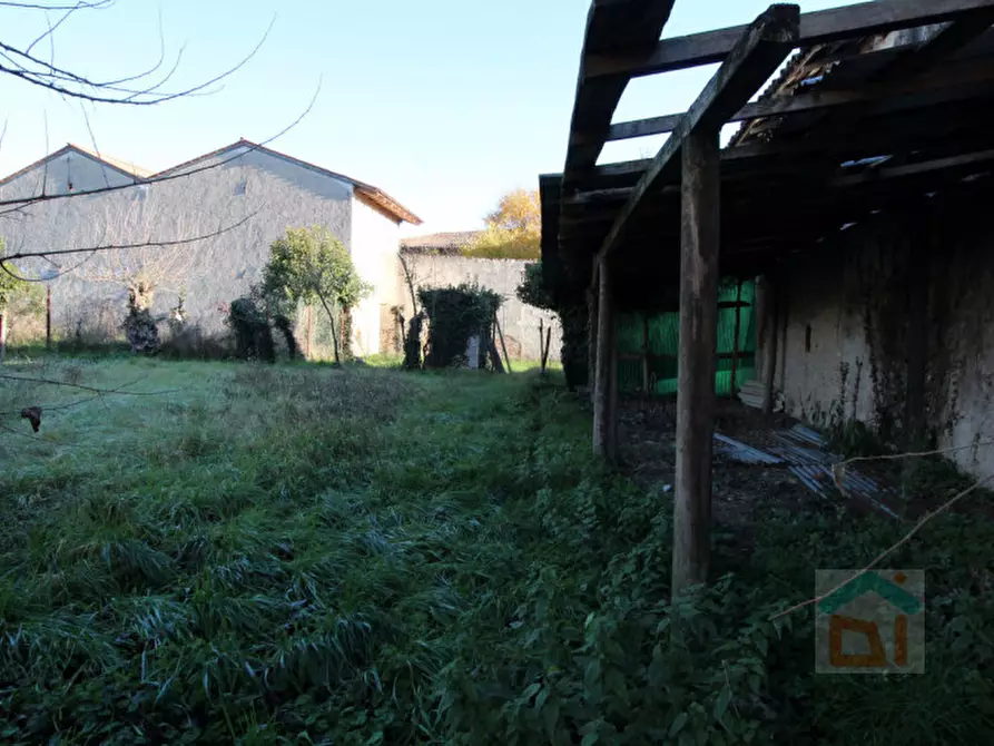 Immagine 7 di Capannone industriale in vendita  in Via Cavour a Castions Di Strada