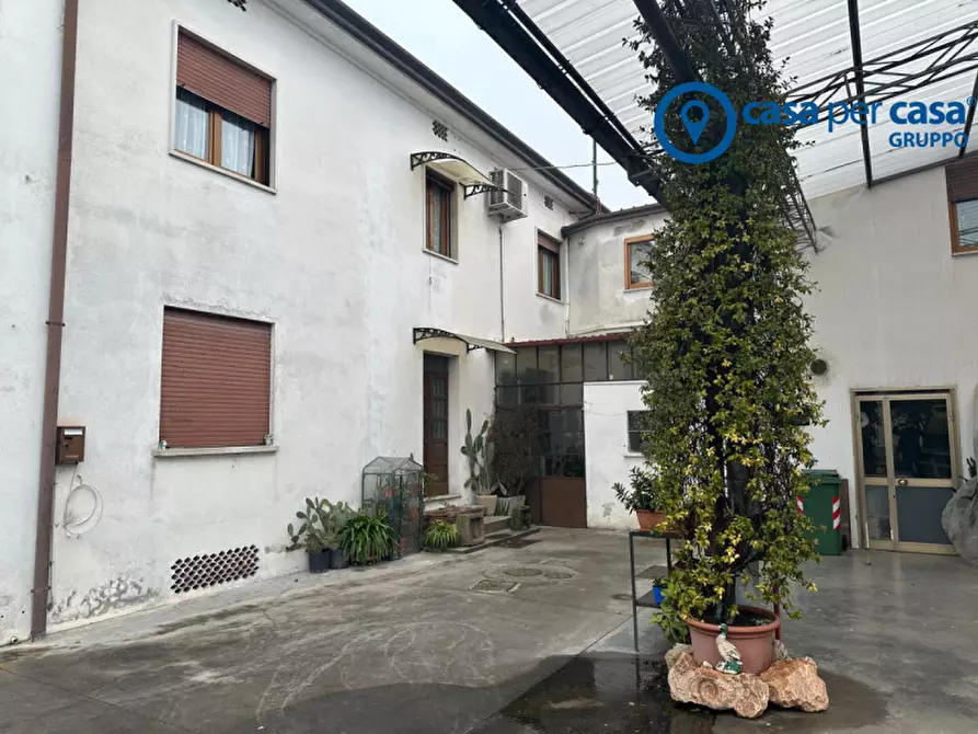 Immagine 5 di Casa indipendente in vendita  in Via Ronchiel a Cerea