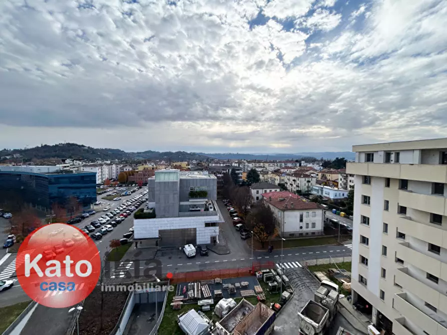 Immagine 15 di Appartamento in vendita  in Viale Crispi a Vicenza