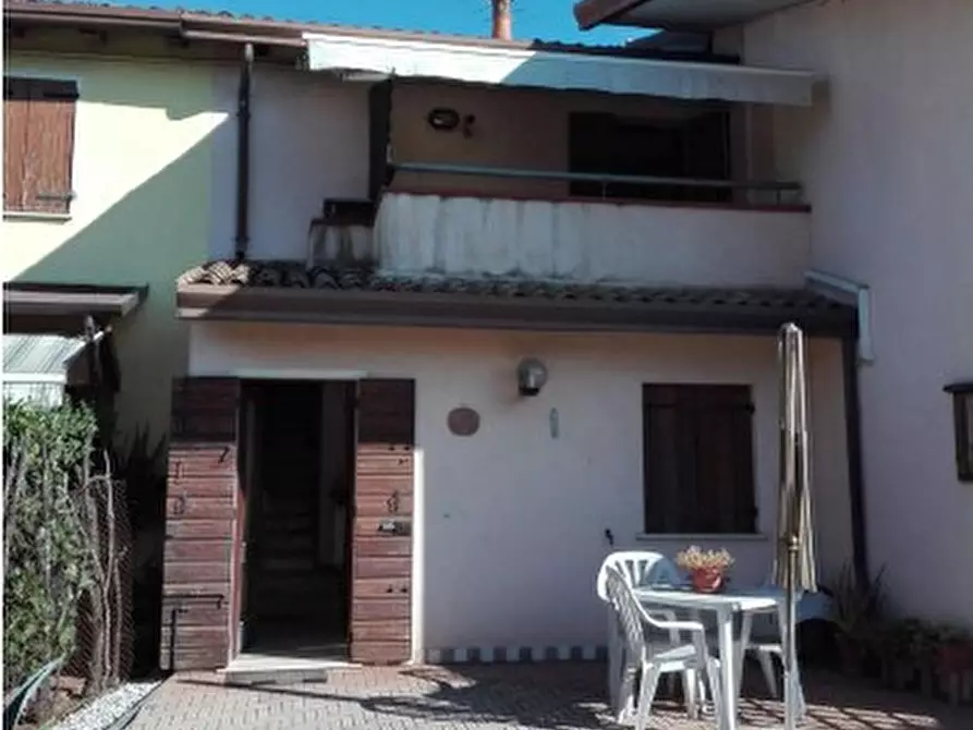 Immagine 1 di Villetta a schiera in vendita  in Via Stazione 138 a Vedelago