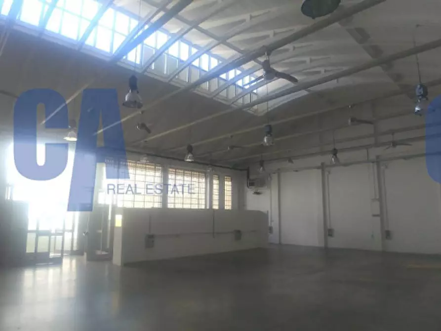 Immagine 22 di Magazzino in affitto  in VIA MARCO D'AGRATE a Milano