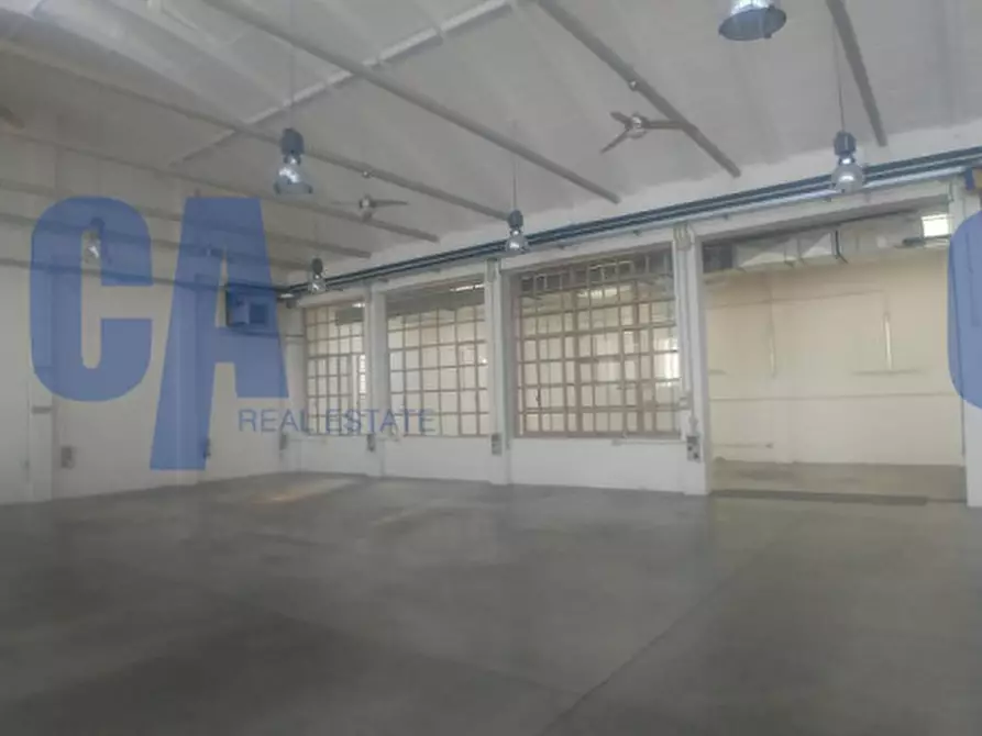 Immagine 3 di Attività commerciale in affitto  in VIA MARCO D'AGRATE a Milano