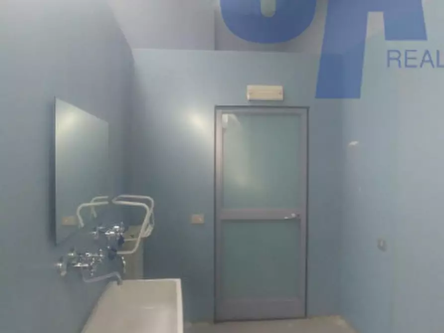 Immagine 11 di Attività commerciale in affitto  in VIA MARCO D'AGRATE a Milano