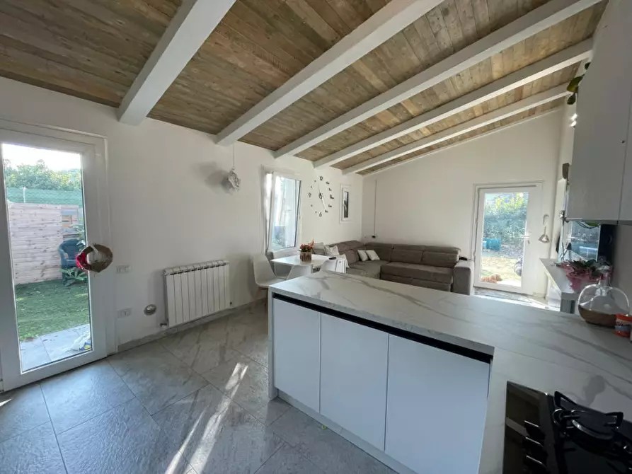 Immagine 1 di Villa in vendita  in emilia per cesena a Bertinoro