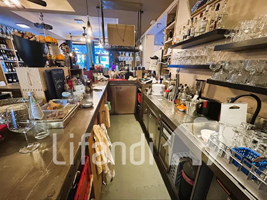 Immagine 6 di Attività commerciale in affitto  in via Nazionale a Salorno .Salurn.