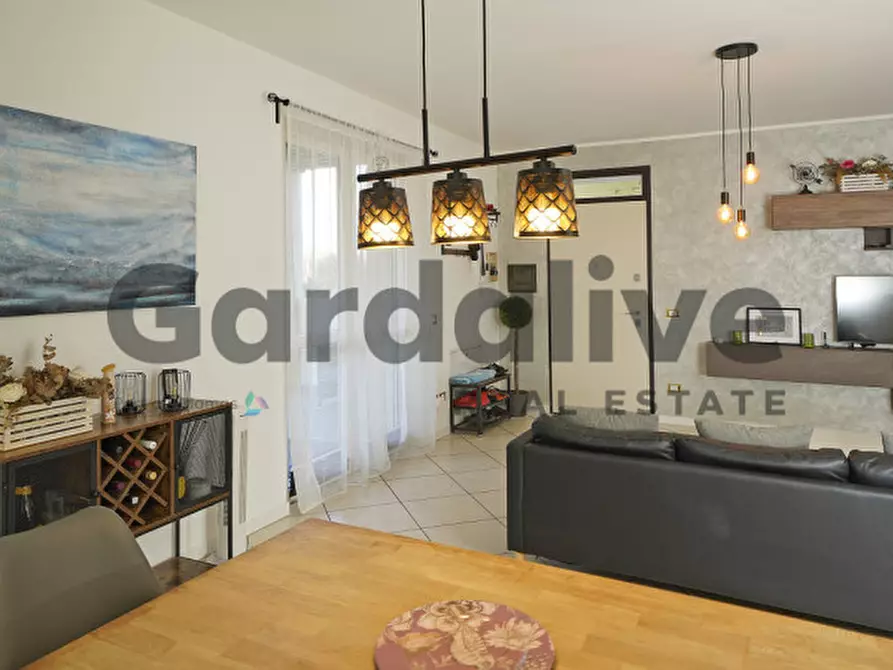 Immagine 4 di Appartamento in vendita  in Via Rovaroli di Sotto a Manerba Del Garda