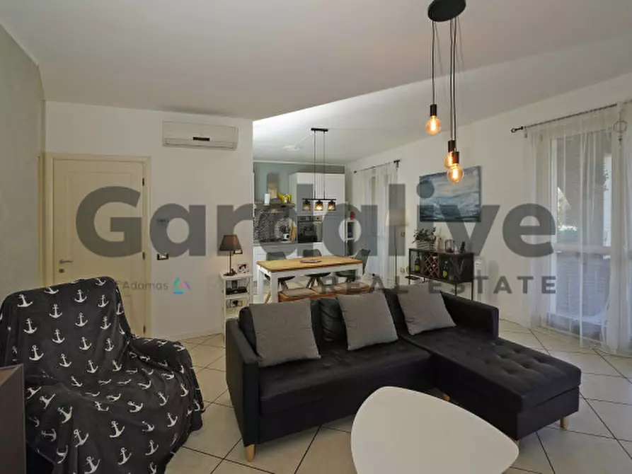 Immagine 7 di Appartamento in vendita  in Via Rovaroli di Sotto a Manerba Del Garda