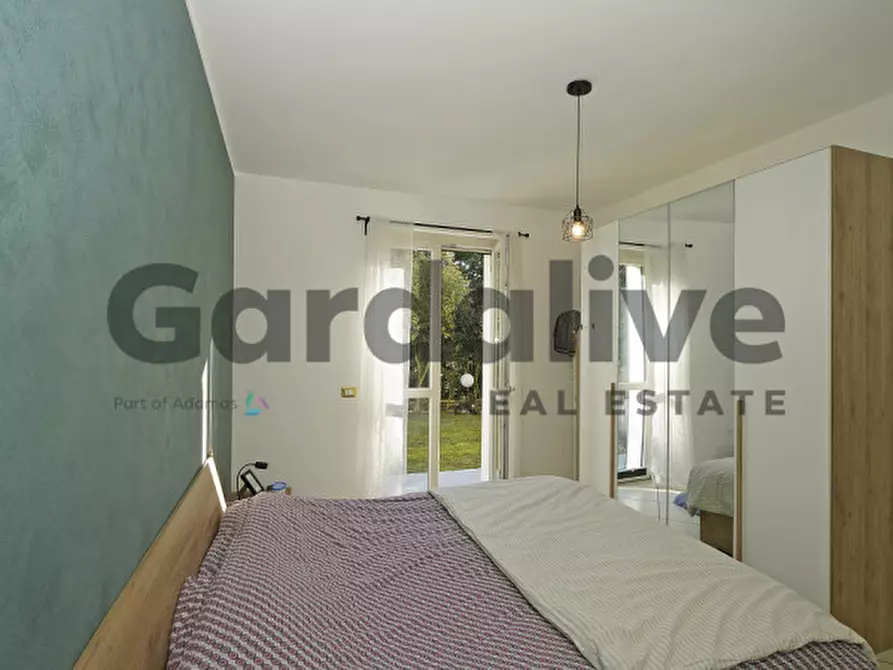 Immagine 18 di Appartamento in vendita  in Via Rovaroli di Sotto a Manerba Del Garda