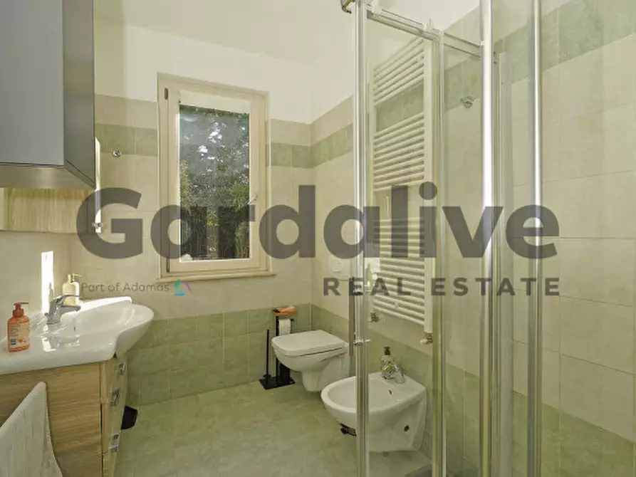 Immagine 23 di Appartamento in vendita  in Via Rovaroli di Sotto a Manerba Del Garda