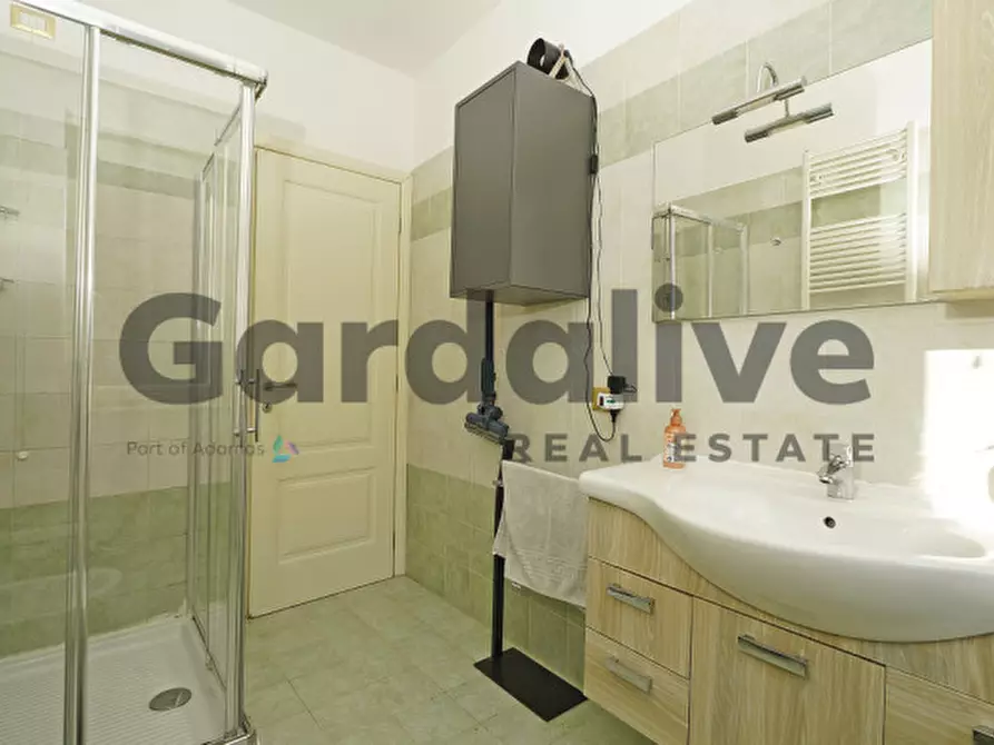 Immagine 24 di Appartamento in vendita  in Via Rovaroli di Sotto a Manerba Del Garda