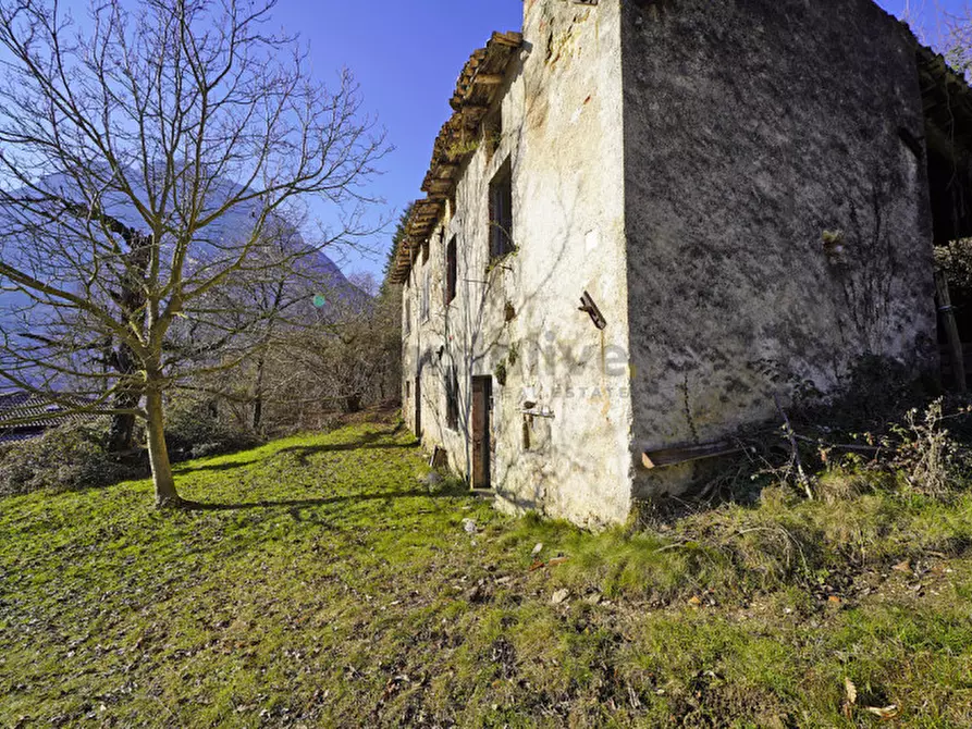 Immagine 3 di Rustico / casale in vendita  in Via Valvestino 32 a Gargnano