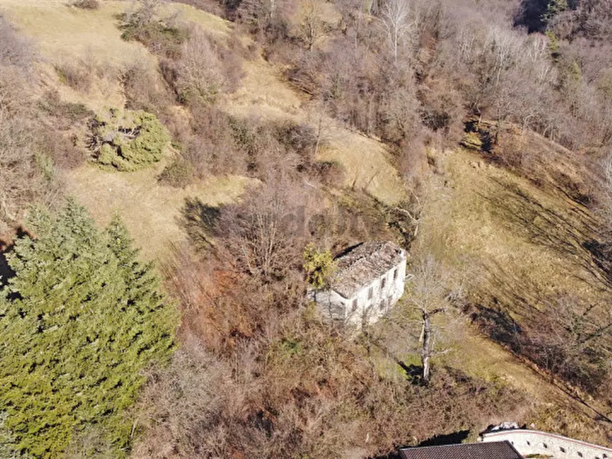 Immagine 9 di Rustico / casale in vendita  in Via Valvestino 32 a Gargnano