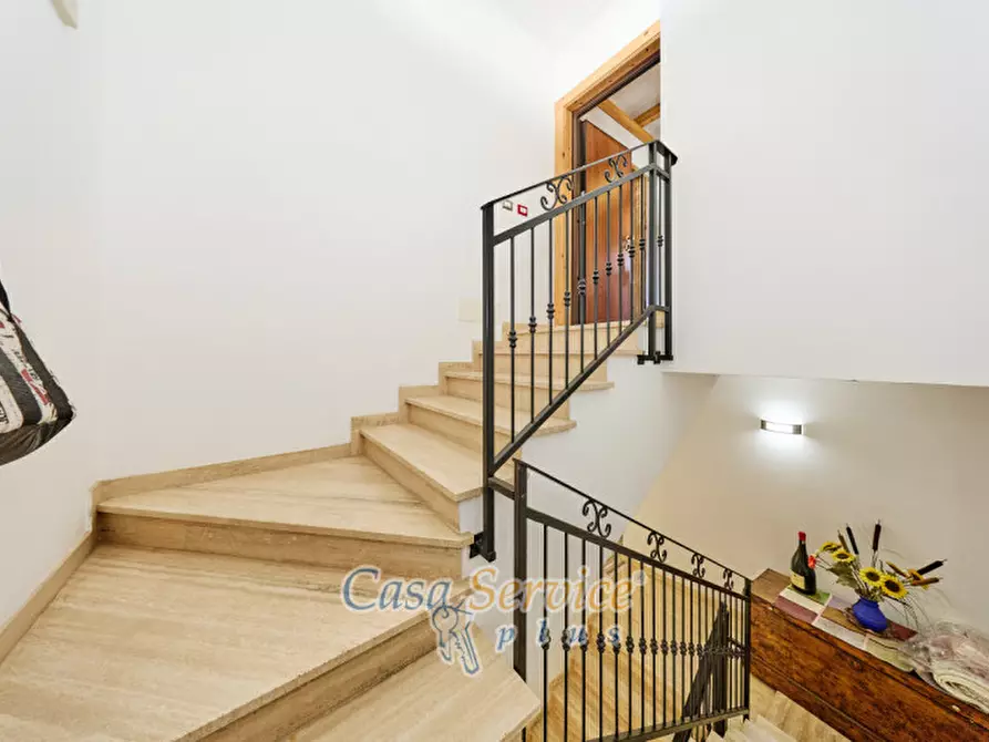 Immagine 5 di Attico in vendita  in Via Vespucci a Galatone