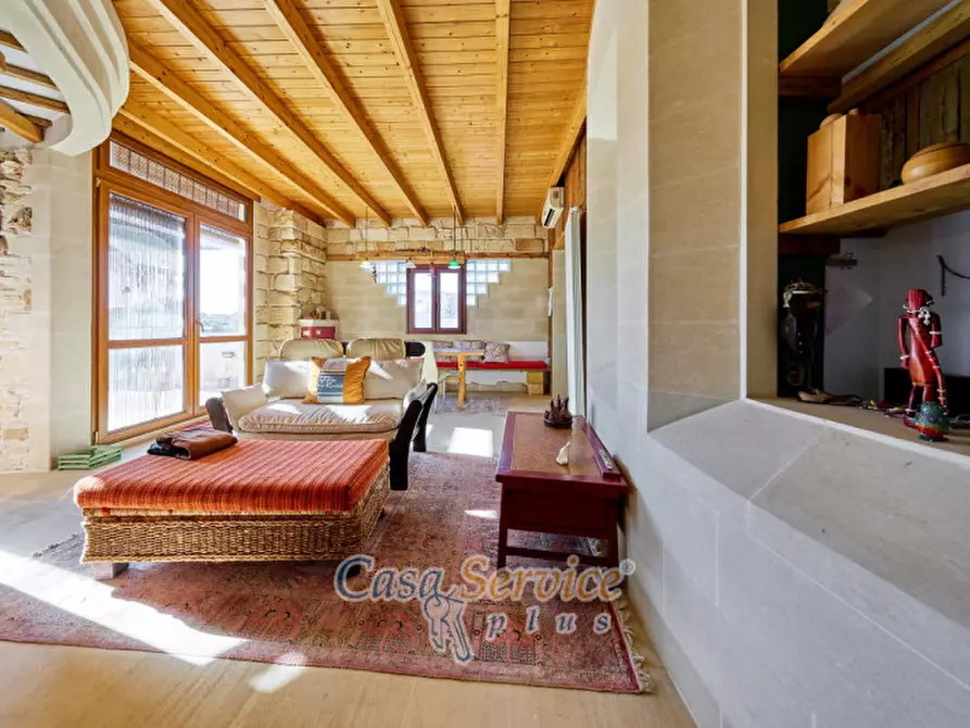 Immagine 29 di Attico in vendita  in Via Vespucci a Galatone