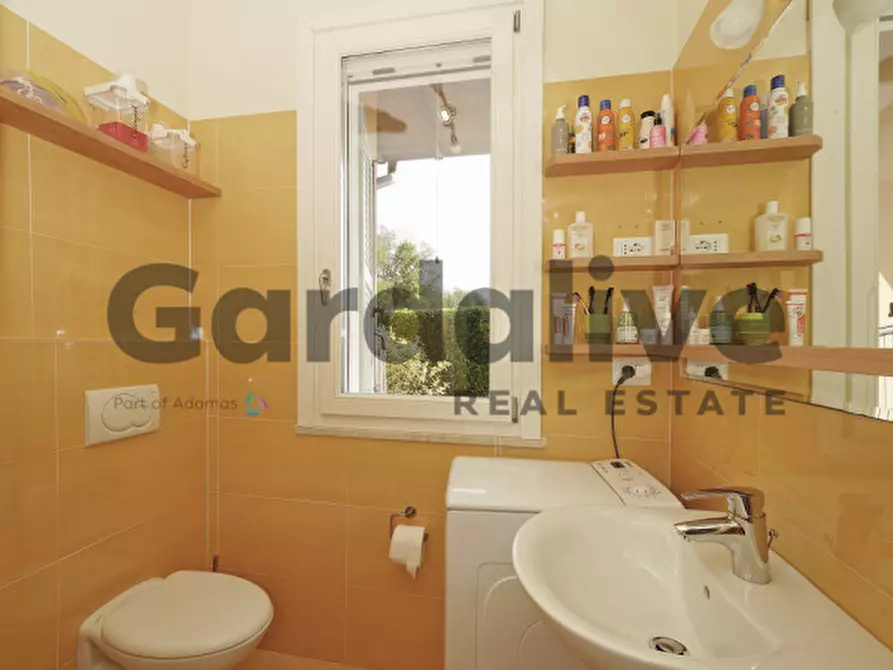 Immagine 19 di Appartamento in vendita  in VIA DEI COLLI a Manerba Del Garda