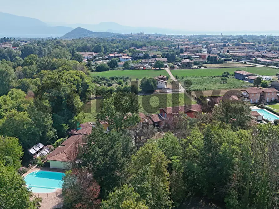 Immagine 35 di Appartamento in vendita  in VIA DEI COLLI a Manerba Del Garda