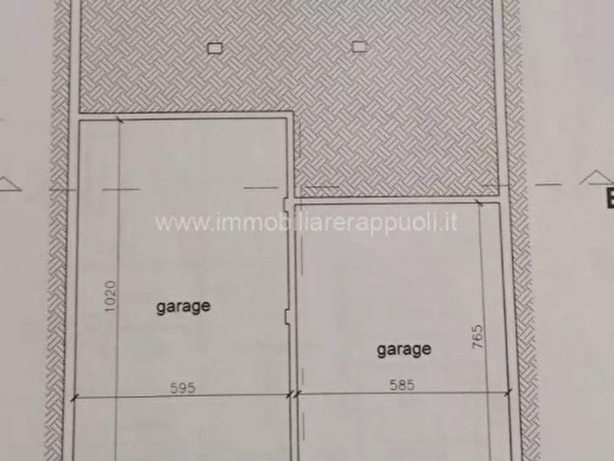 Immagine 28 di Casa indipendente in vendita  a Siena