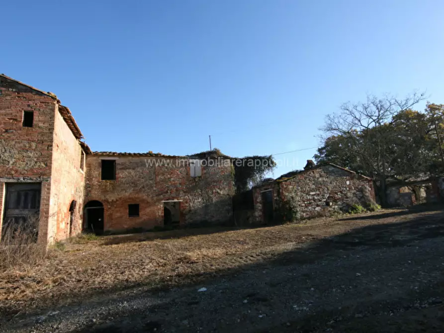 Immagine 2 di Rustico / casale in vendita  a Asciano