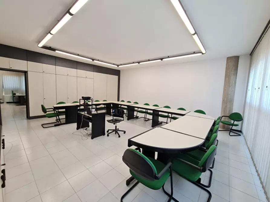 Immagine 3 di Ufficio in vendita  in via Savelli a Padova