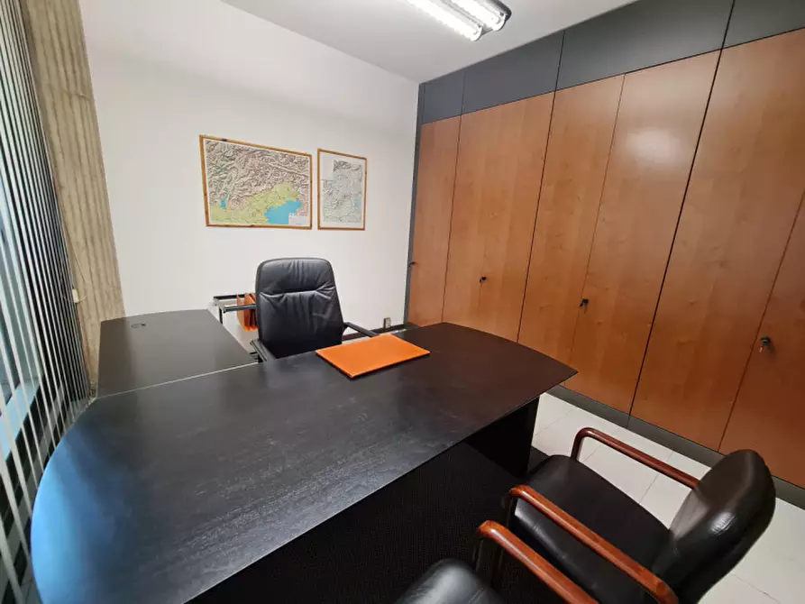 Immagine 13 di Ufficio in vendita  in via Savelli a Padova