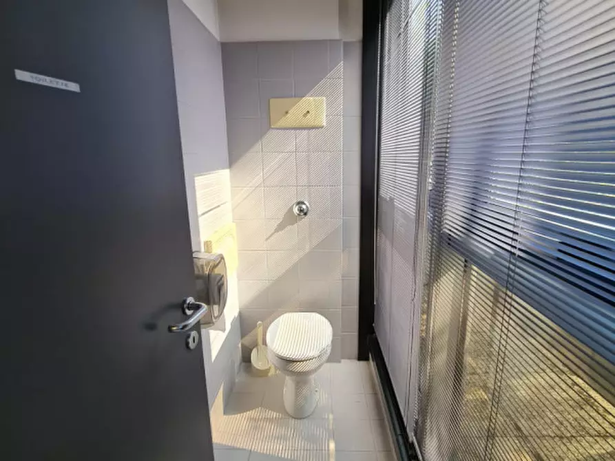 Immagine 17 di Ufficio in vendita  in via Savelli a Padova