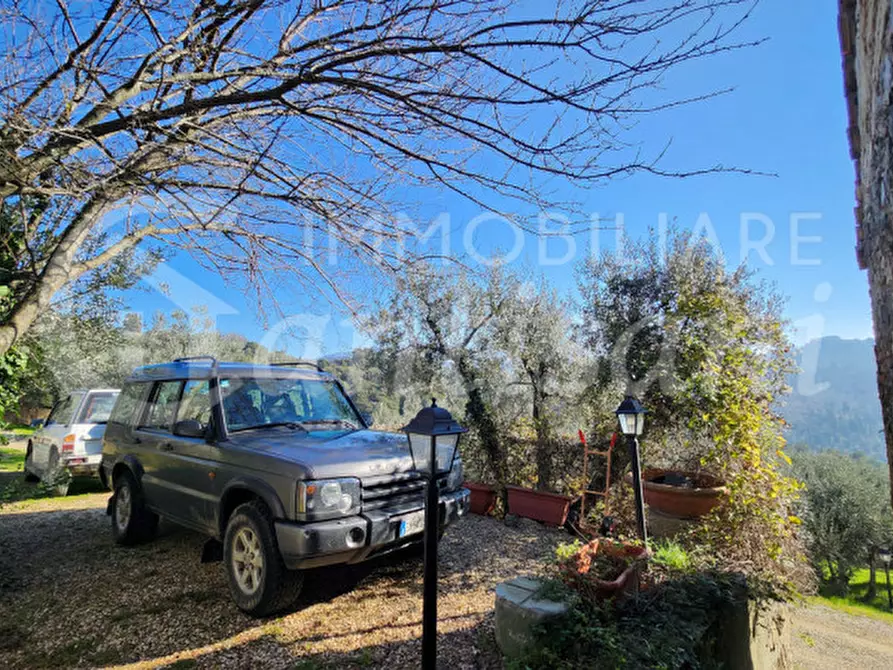 Immagine 23 di Appartamento in vendita  in via di capornia a Firenze