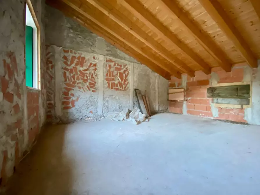 Immagine 17 di Villa in vendita  in Via Buzzolati, 18 a Arcugnano