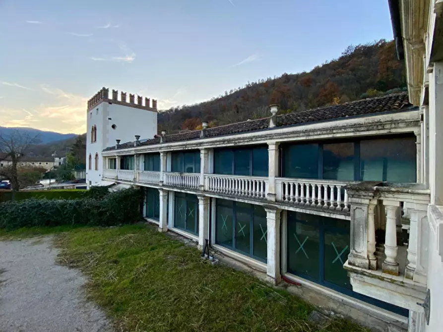 Immagine 22 di Villa in vendita  in Via Buzzolati, 18 a Arcugnano