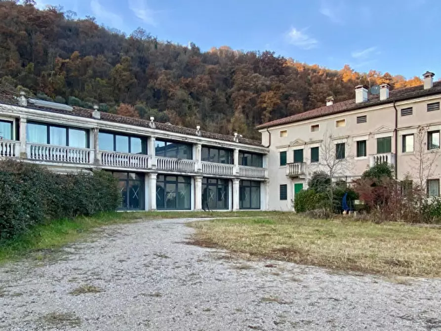 Immagine 25 di Villa in vendita  in Via Buzzolati, 18 a Arcugnano
