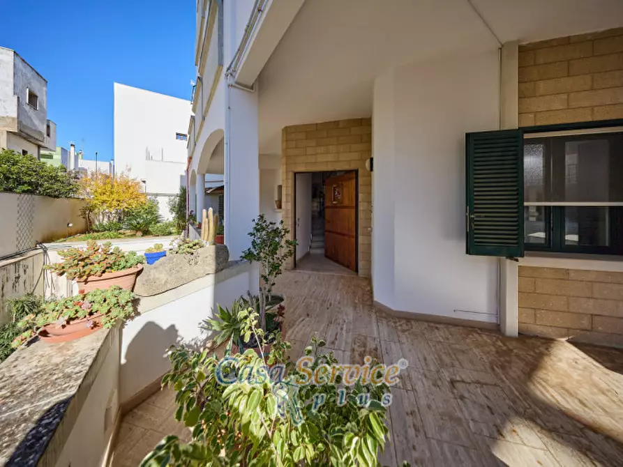 Immagine 3 di Appartamento in vendita  in Via Vespucci a Galatone