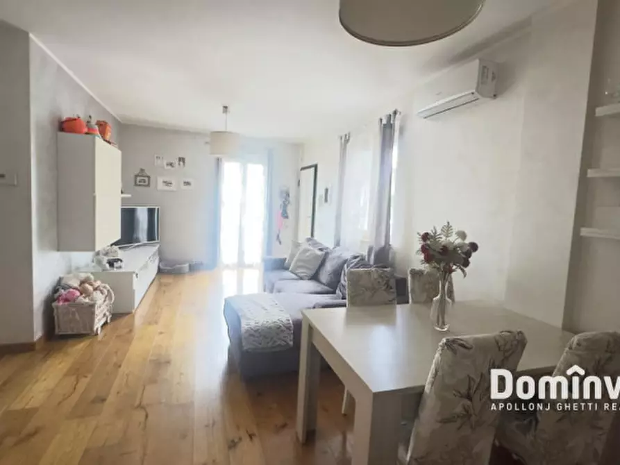 Immagine 2 di Appartamento in vendita  in Via Borea a Guidonia Montecelio