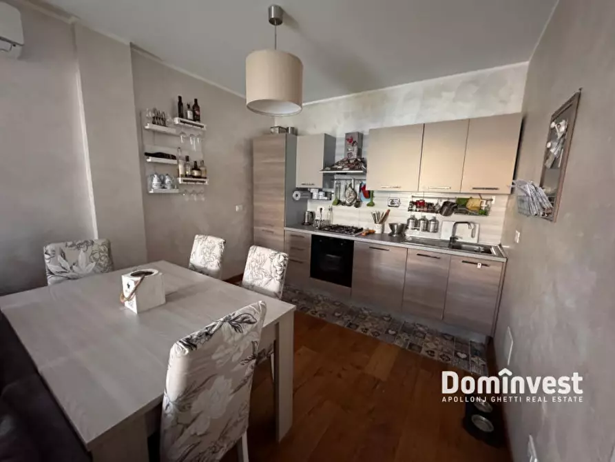 Immagine 3 di Appartamento in vendita  in Via Borea a Guidonia Montecelio