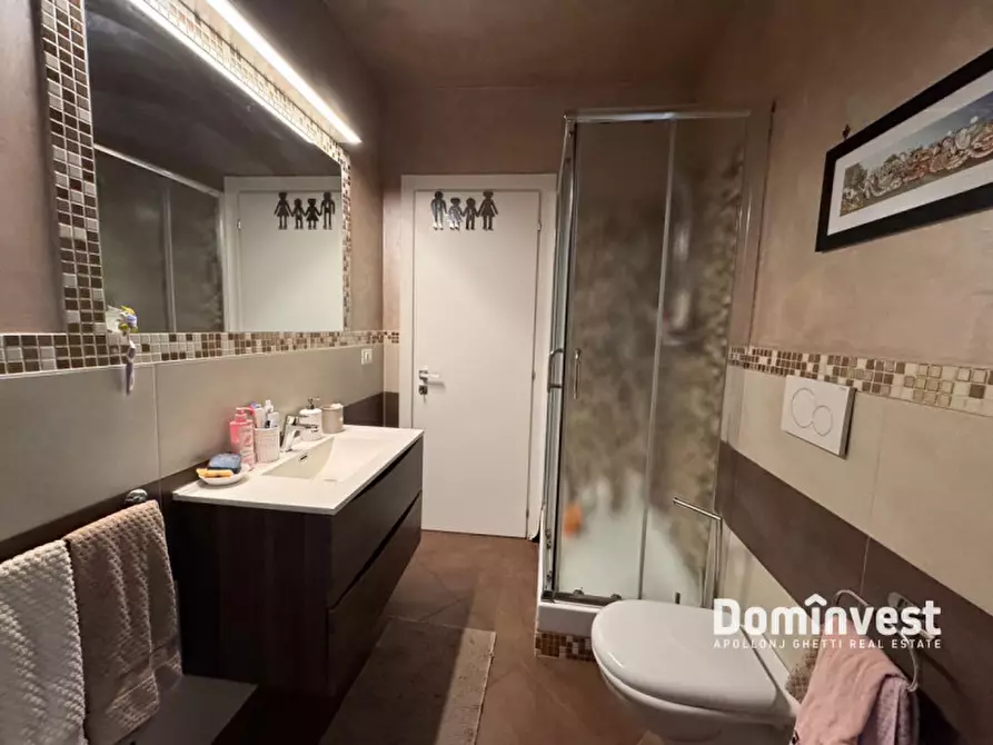 Immagine 5 di Appartamento in vendita  in Via Borea a Guidonia Montecelio