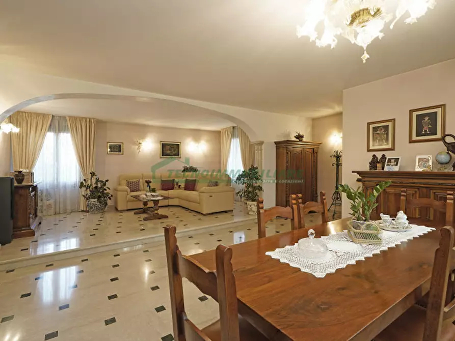 Immagine 18 di Villa in vendita  a Prevalle