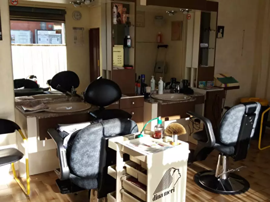 Immagine 2 di Negozio in vendita  in Corbola, via Sabbioni a Corbola