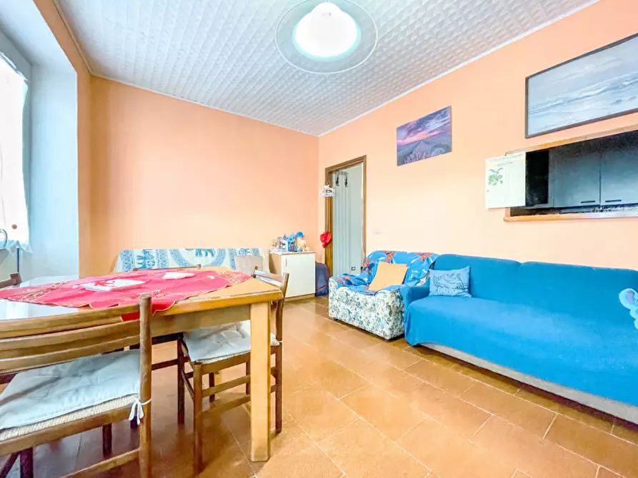 Immagine 5 di Appartamento in vendita  in piazza manzetti 23 a Invorio