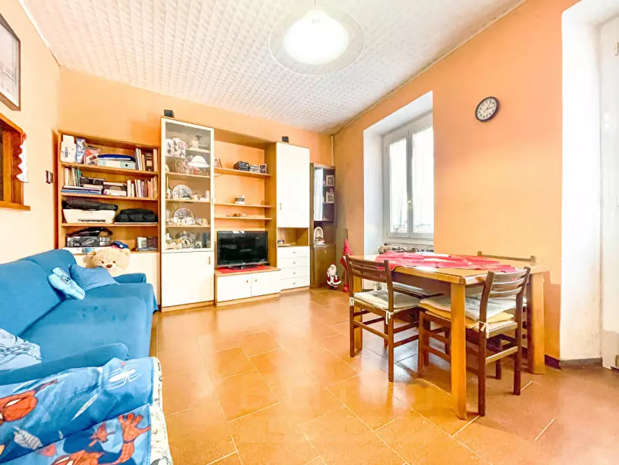 Immagine 6 di Appartamento in vendita  in piazza manzetti 23 a Invorio