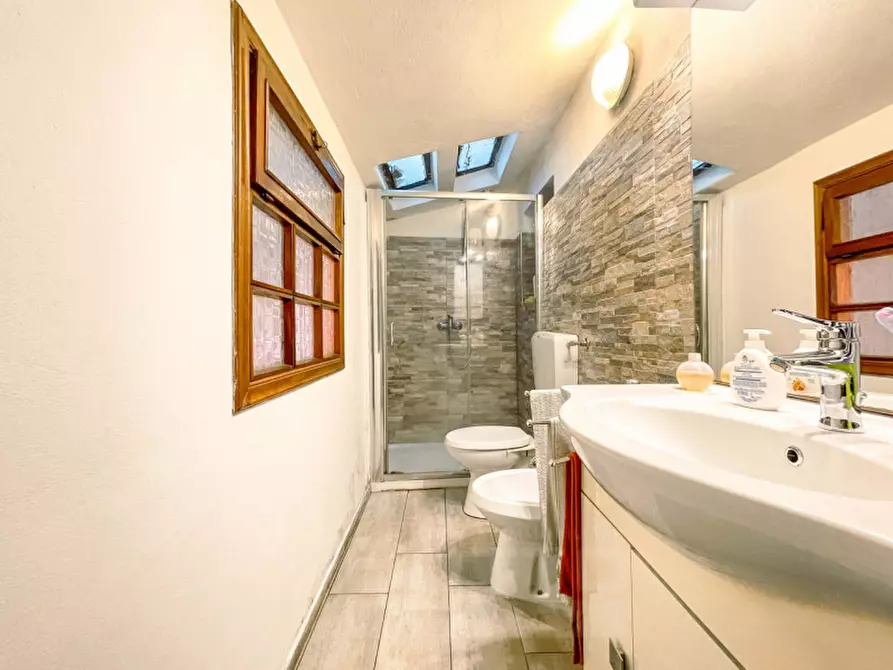 Immagine 11 di Appartamento in vendita  in piazza manzetti 23 a Invorio