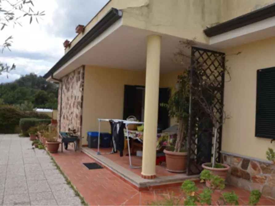 Immagine 6 di Negozio in vendita  in Corso Roma est, N. 7 a Diano Marina