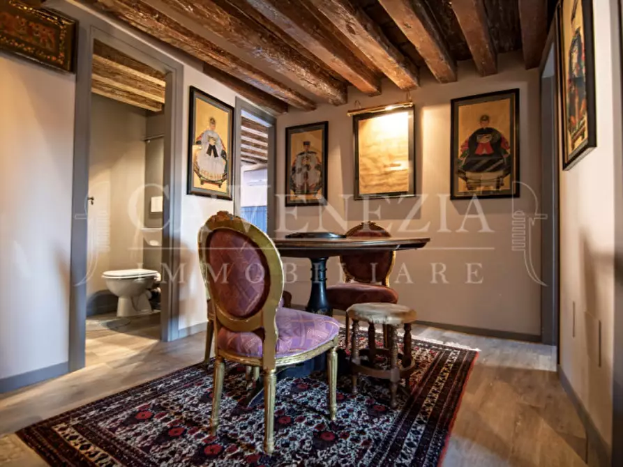 Immagine 3 di Appartamento in vendita  a Venezia