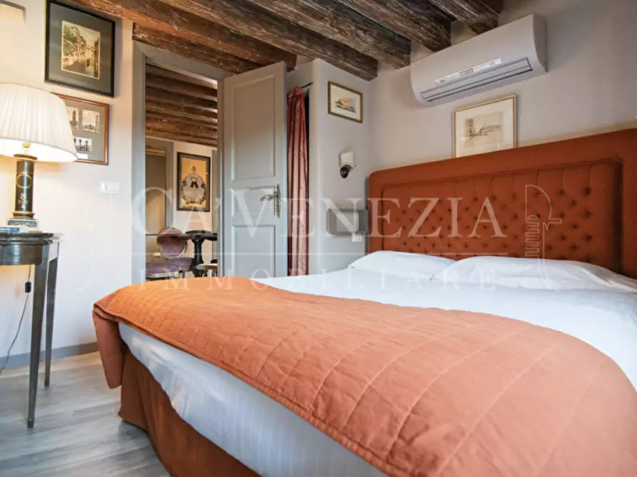 Immagine 6 di Appartamento in vendita  a Venezia